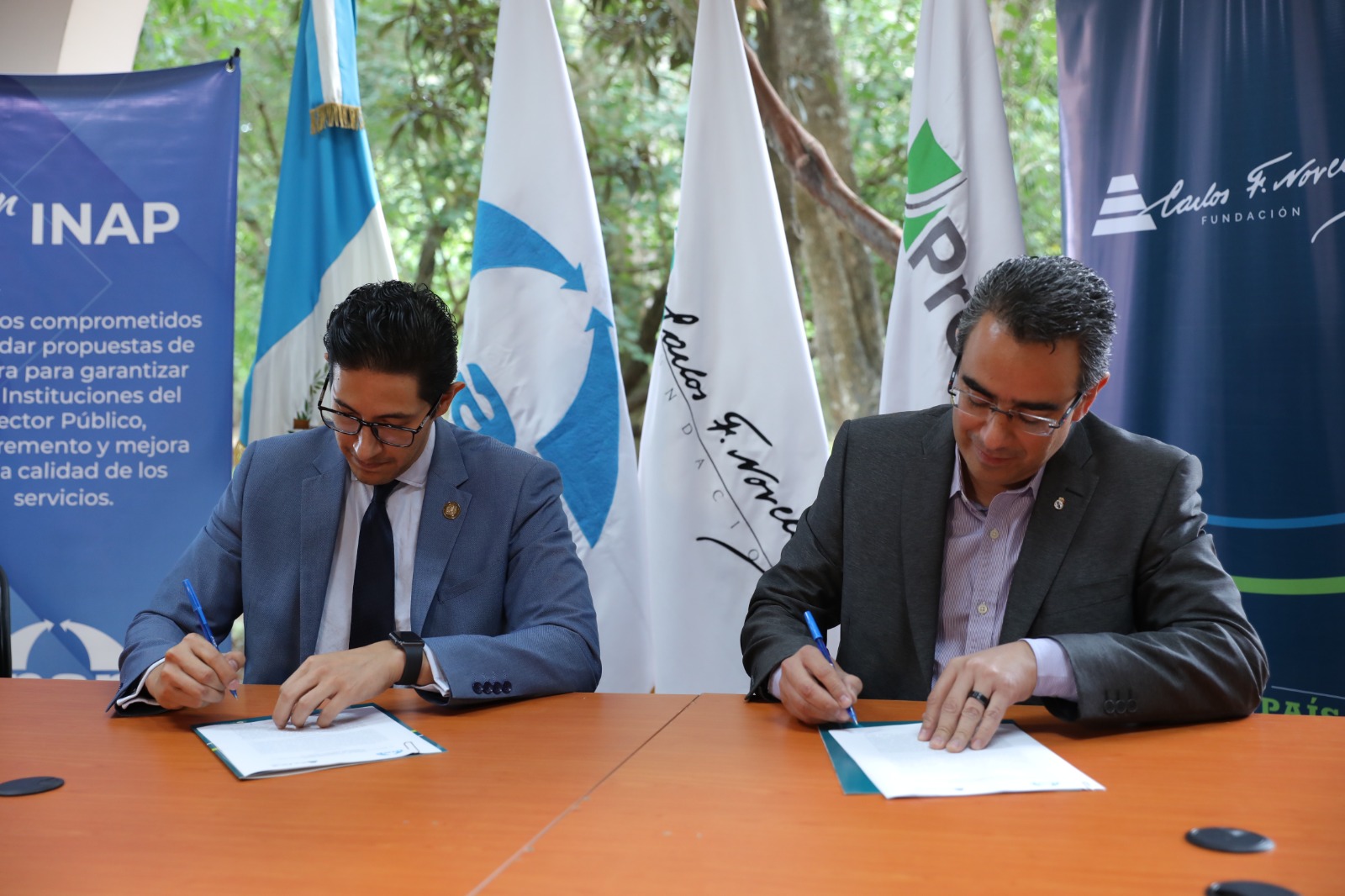 Firman convenio público- privado para fortalecer la institucionalidad pública
