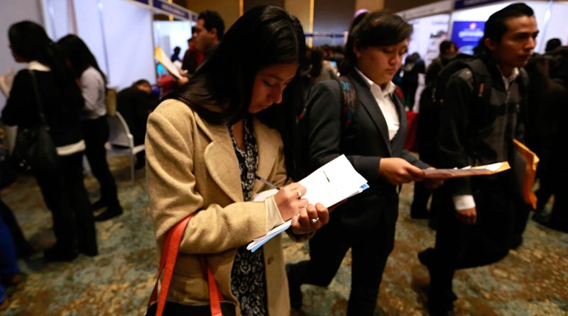 Habilitan quioscos de empleo en Izabal y Totonicapán