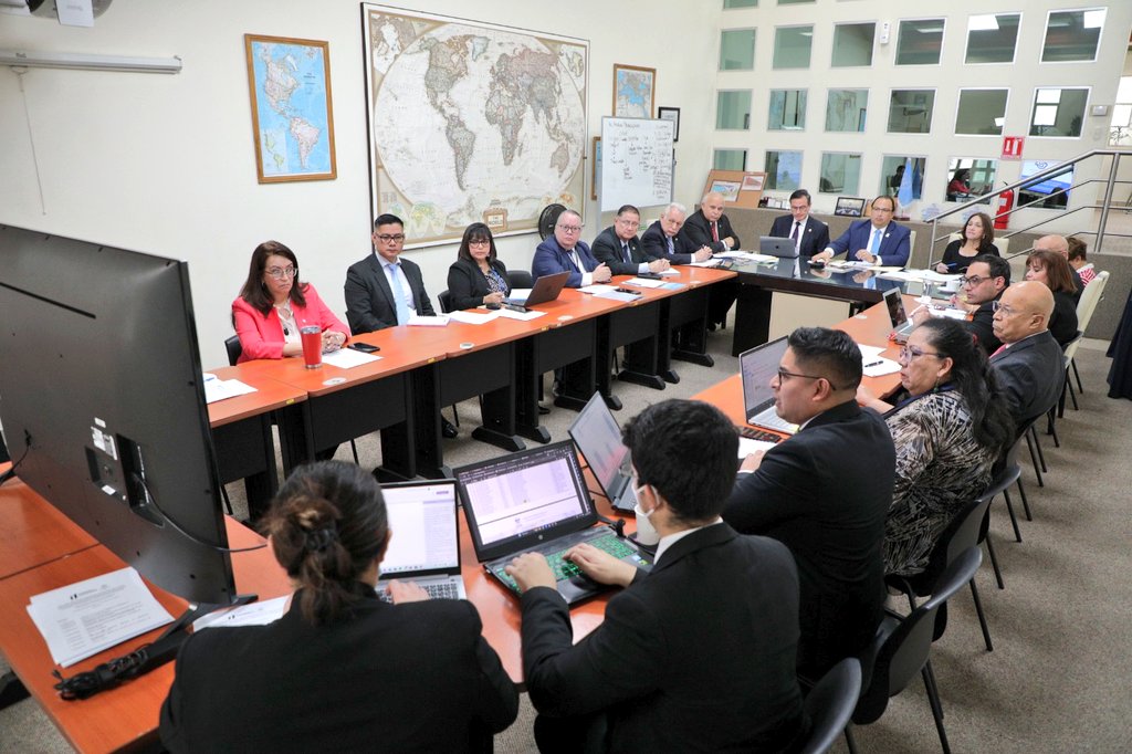 Minex continúa fortaleciendo el capital humano