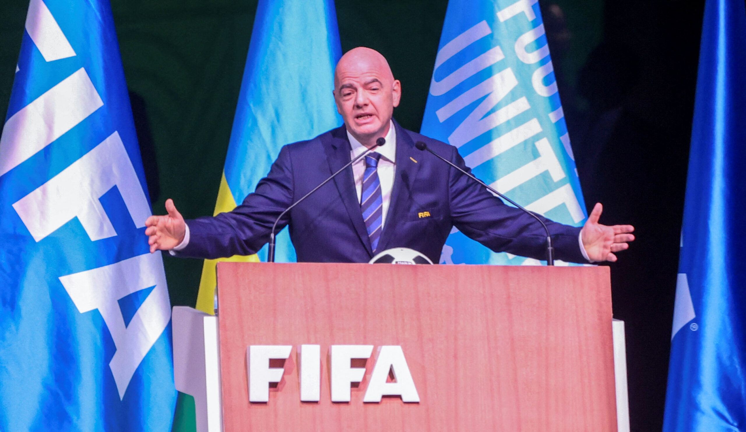 Infantino estará al frente de la FIFA hasta el 2027