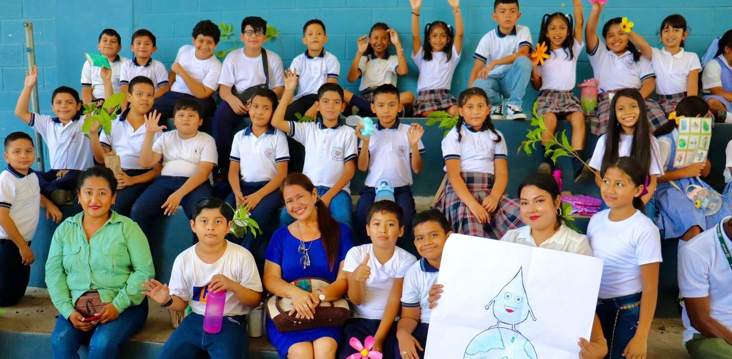 Socializan medidas para cuidar el agua