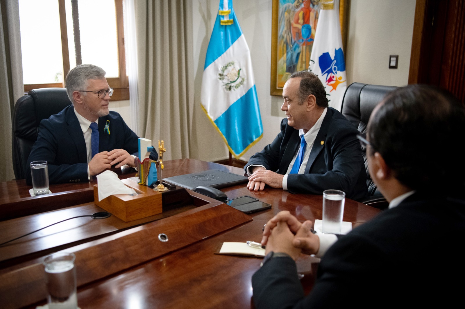 Viceministro ucraniano se reúne con jefe del Ejecutivo