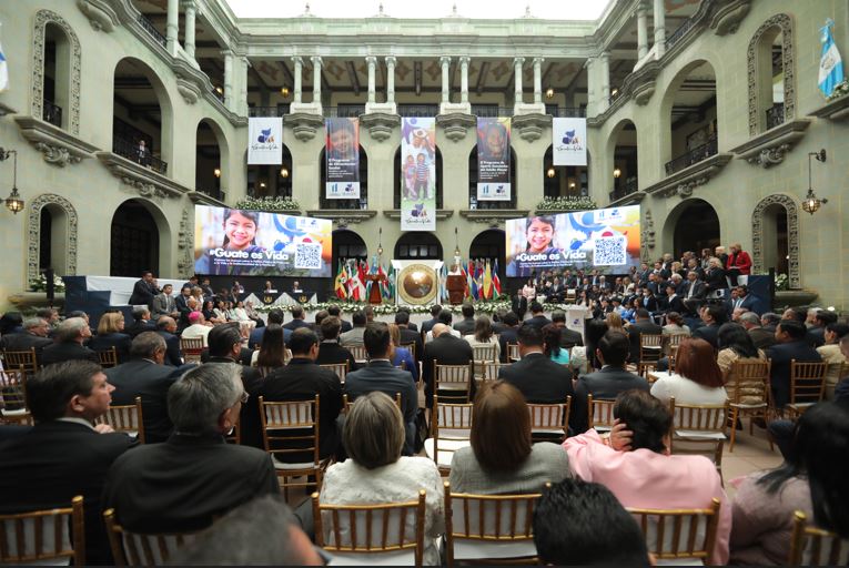 Líderes religiosos nacionales e internacionales refrendan compromiso por la vida y la familia