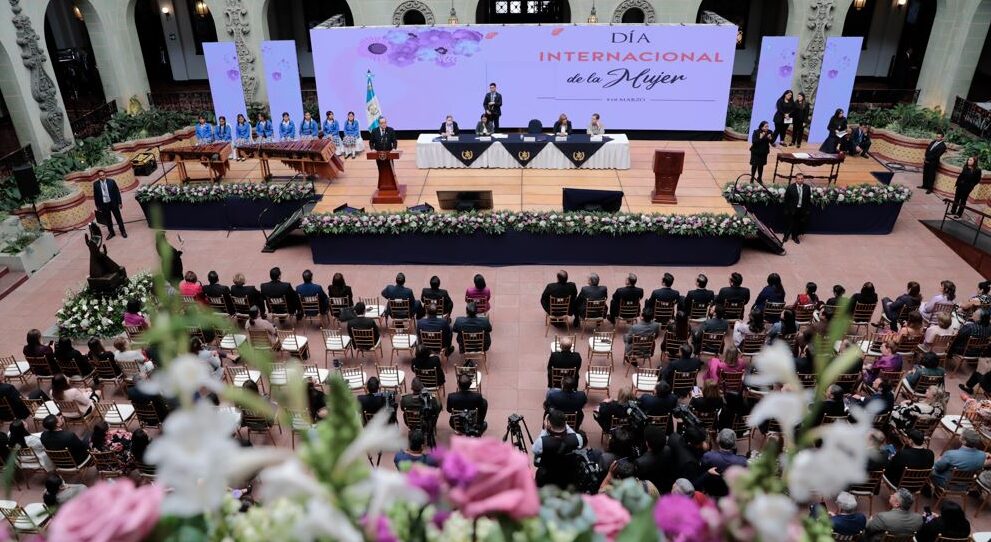 Guatemala celebra a las mujeres y vela por la protección de sus derechos
