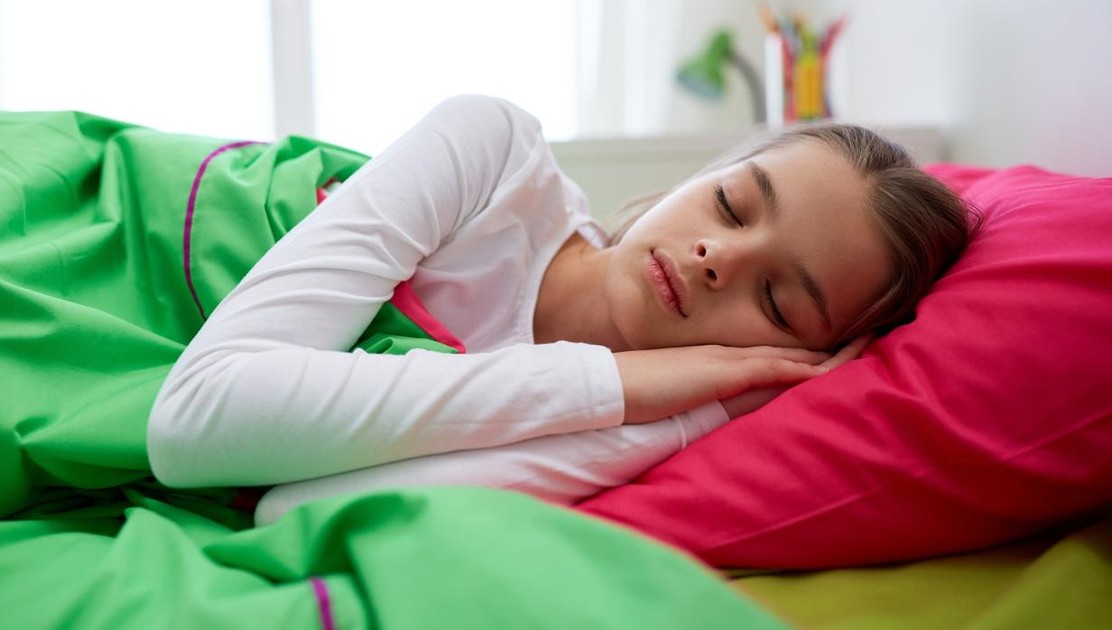 Apnea del sueño provoca hiperactividad y bajo rendimiento escolar en niños