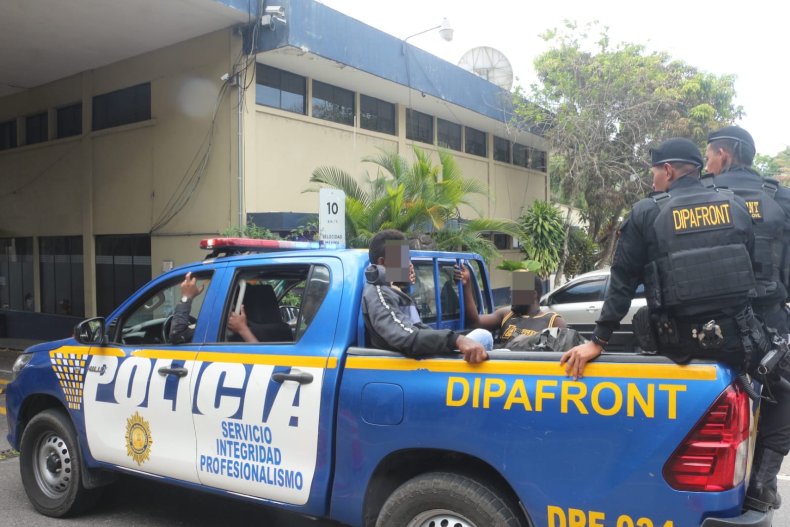 Brindan asistencia a 16 migrantes localizados en Chiquimula