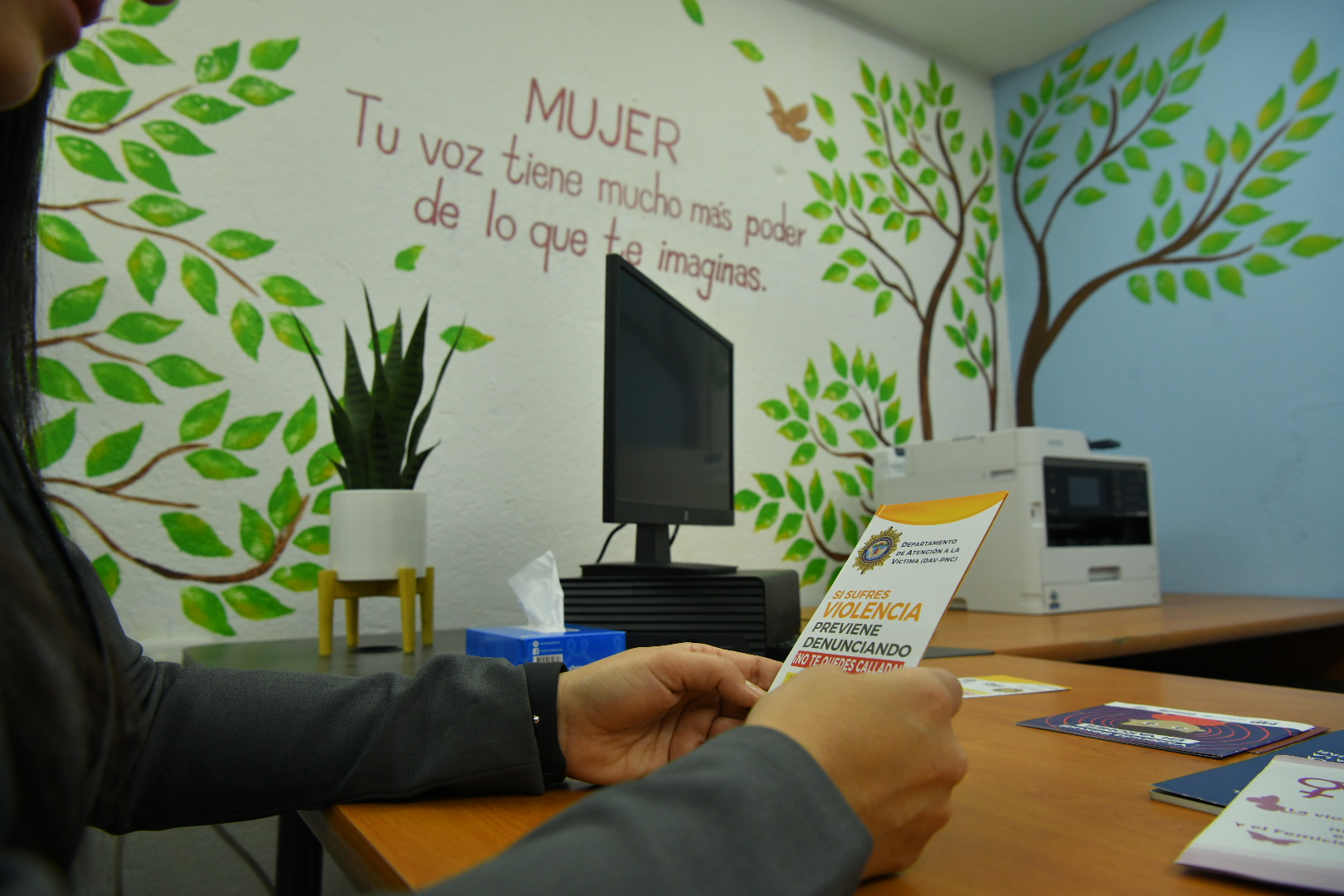 Supervisan Oficina de Atención a la Víctima en Comisaría 14