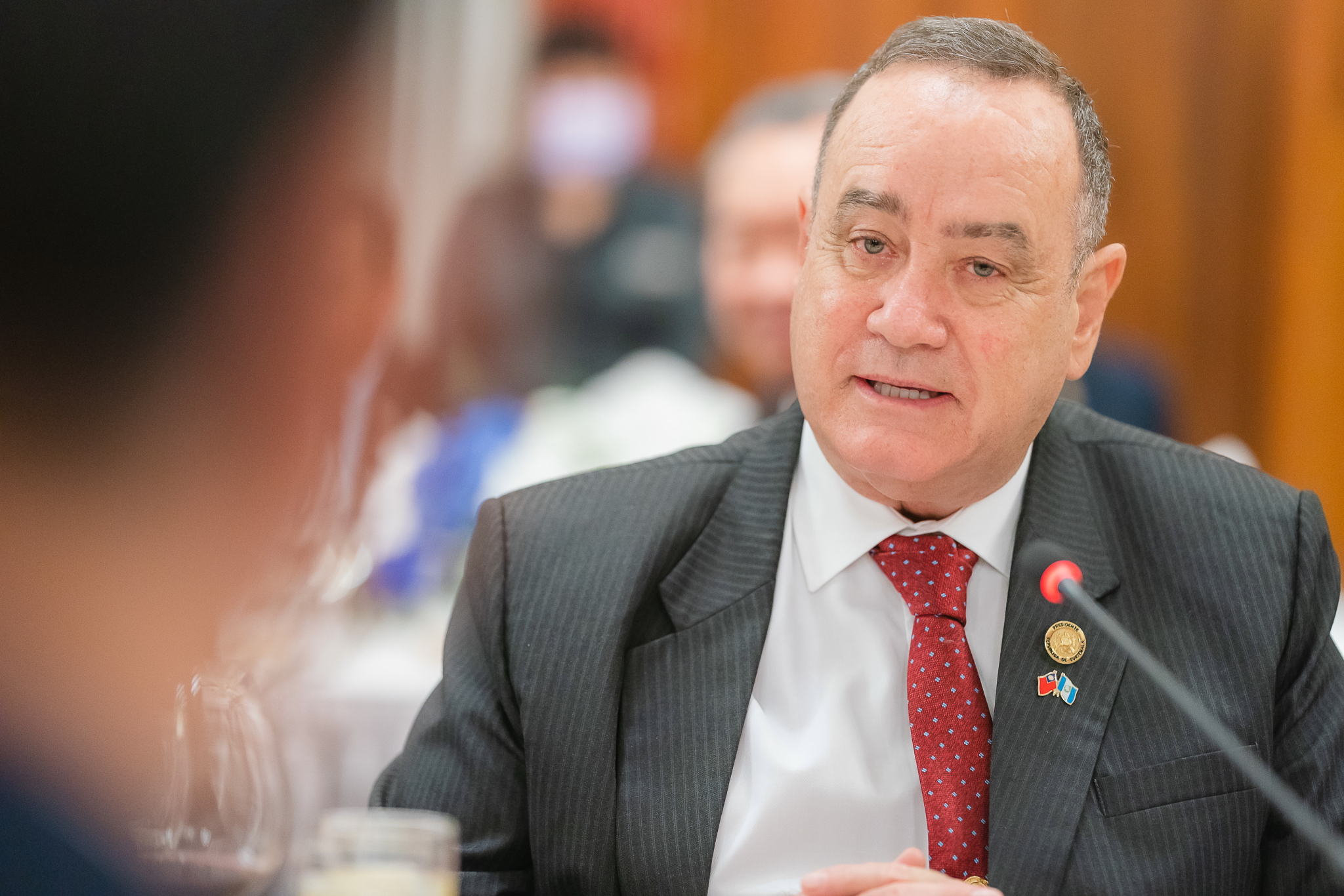 Presidente de Guatemala es recibido con honores en República de China (Taiwán)