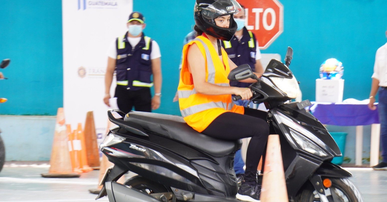 Conozca el proceso de certificación para solicitar la licencia de conducir