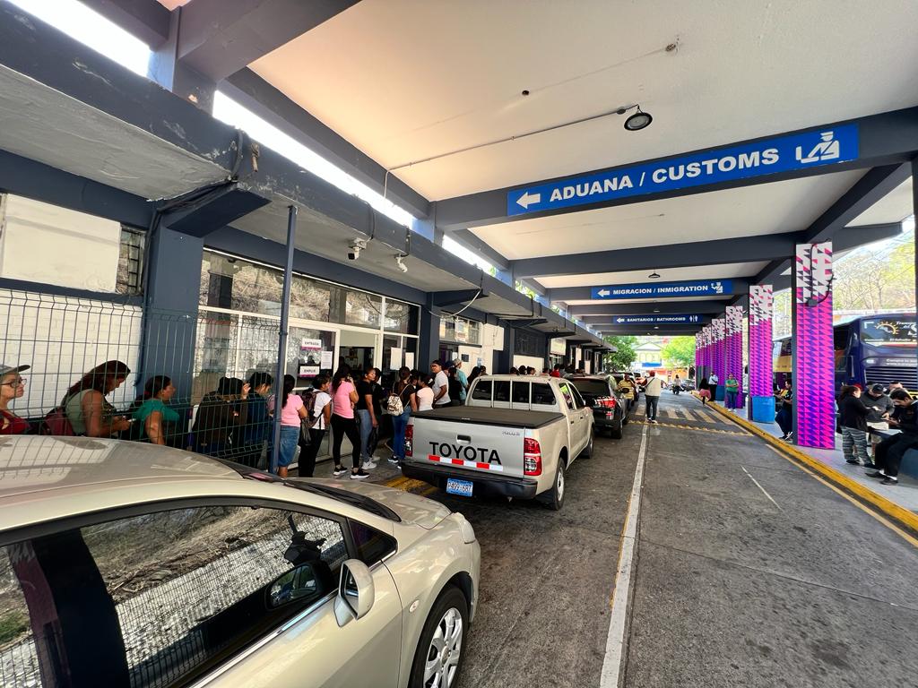Más de 210 mil controles migratorios registrados por Semana Santa