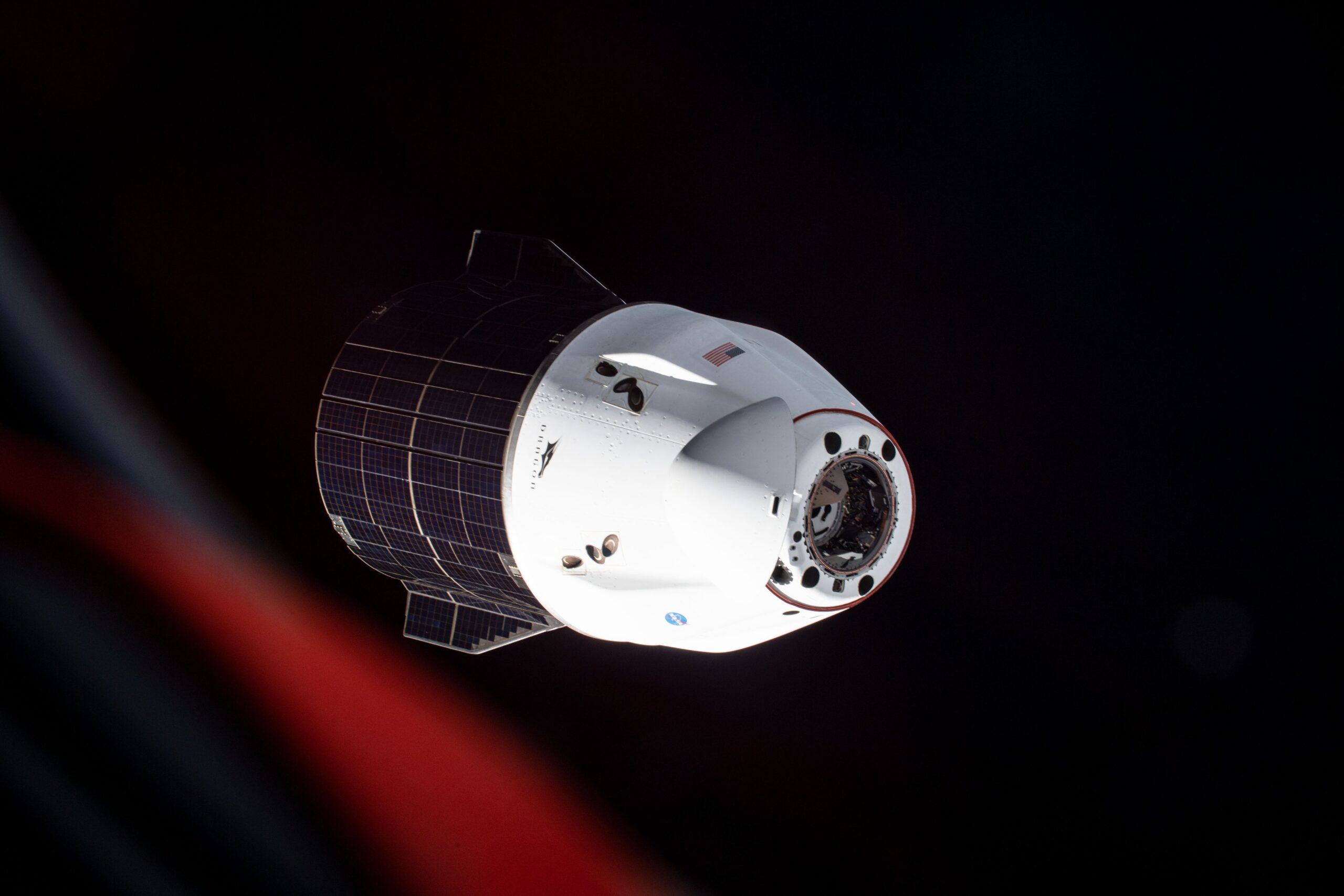 Cápsula de carga inicia su regreso a la Tierra desde estación espacial
