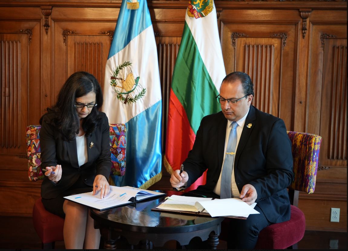 Guatemala dinamiza sus relaciones bilaterales con Bulgaria y Armenia