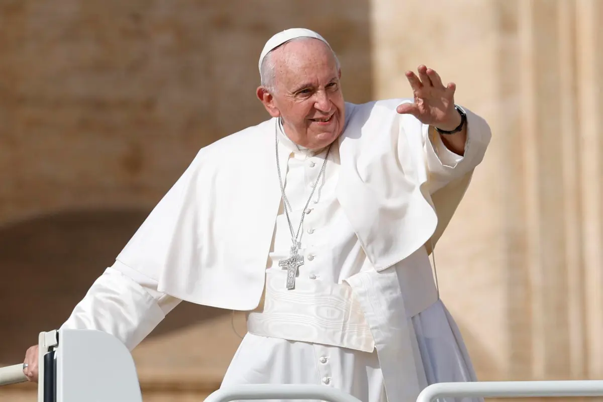 El Papa pide a los países que trabajen por la paz