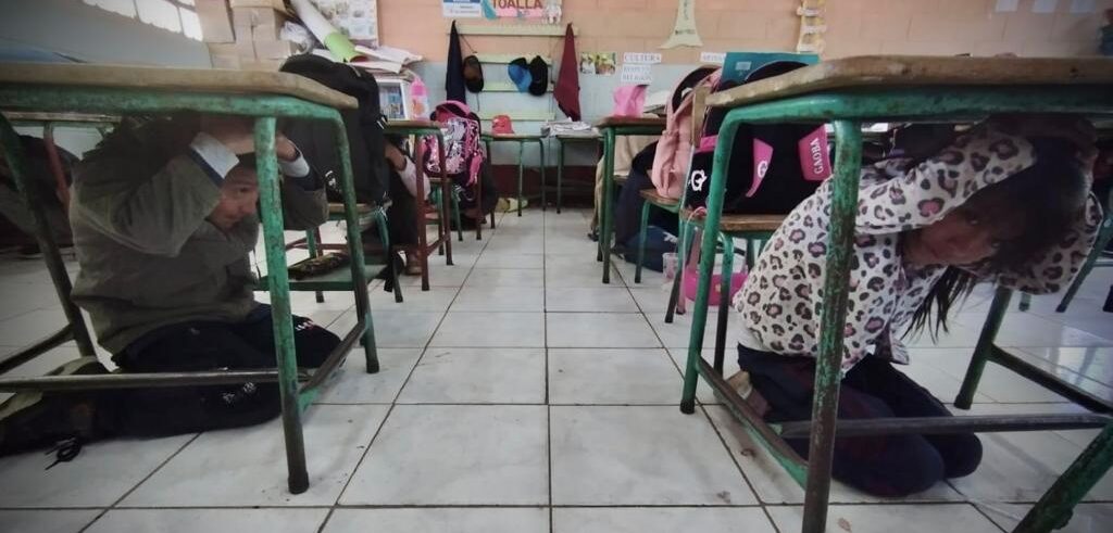 Comunidad educativa de Totonicapán participa en simulacro por sismo