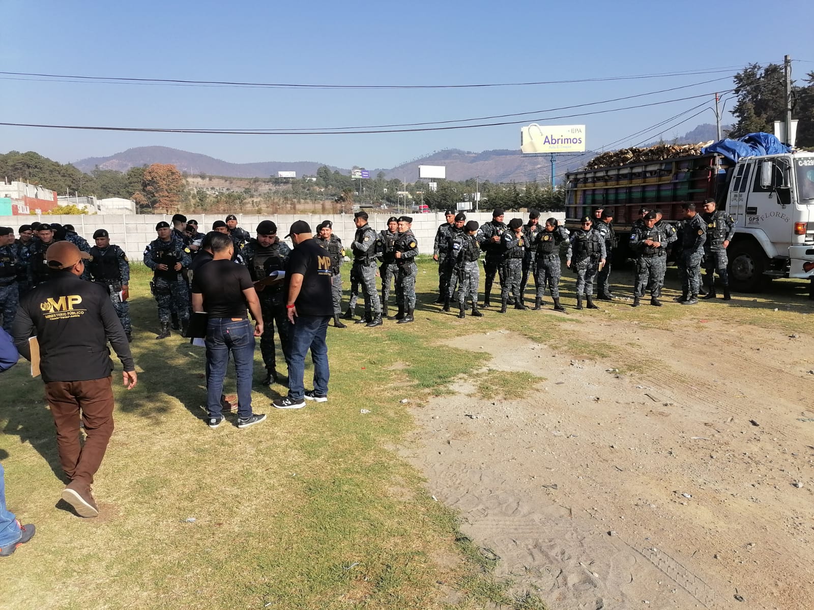 Ejecutan allanamientos por ingreso de mercadería de contrabando