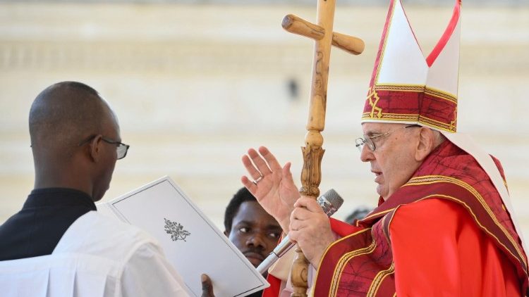 El Papa en Domingo de Ramos: “Nadie puede ser marginado”
