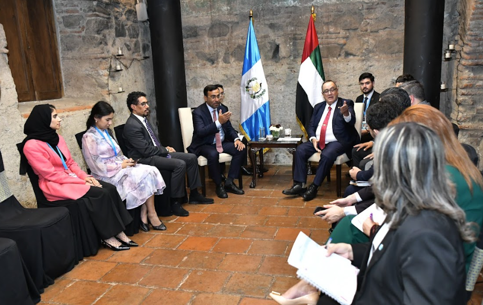 Primer ministro de Estado emiratí invitó a Guatemala a llevar la voz de la región sobre cambio climático a la COP28.