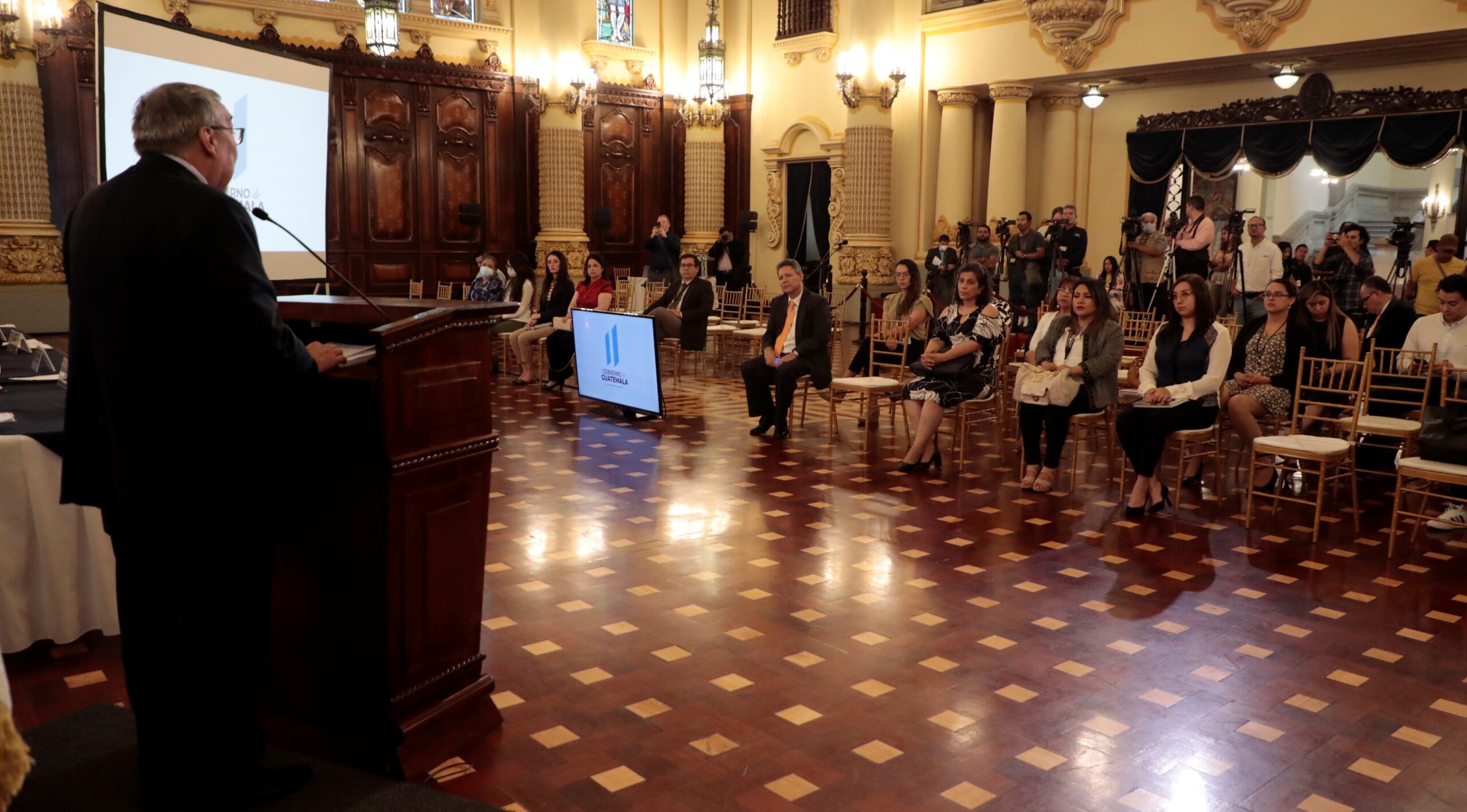 Lanzan plataforma digital sobre vacunación de esquema regular