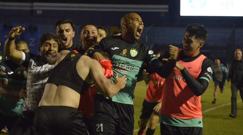 Antigua conquista el Coloso de la zona 5 y accede a la final del Clausura 2023