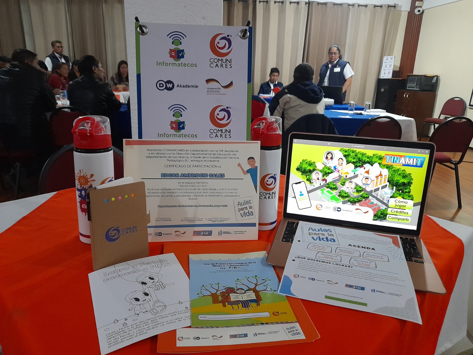 Dirección Departamental de Educación de San Marcos, brinda taller que buscan innovar procesos educativos a través de herramienta digital.