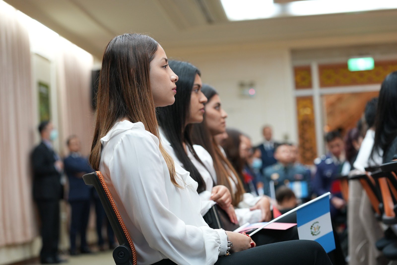 Reiteran compromiso para la promoción de becas en el extranjero