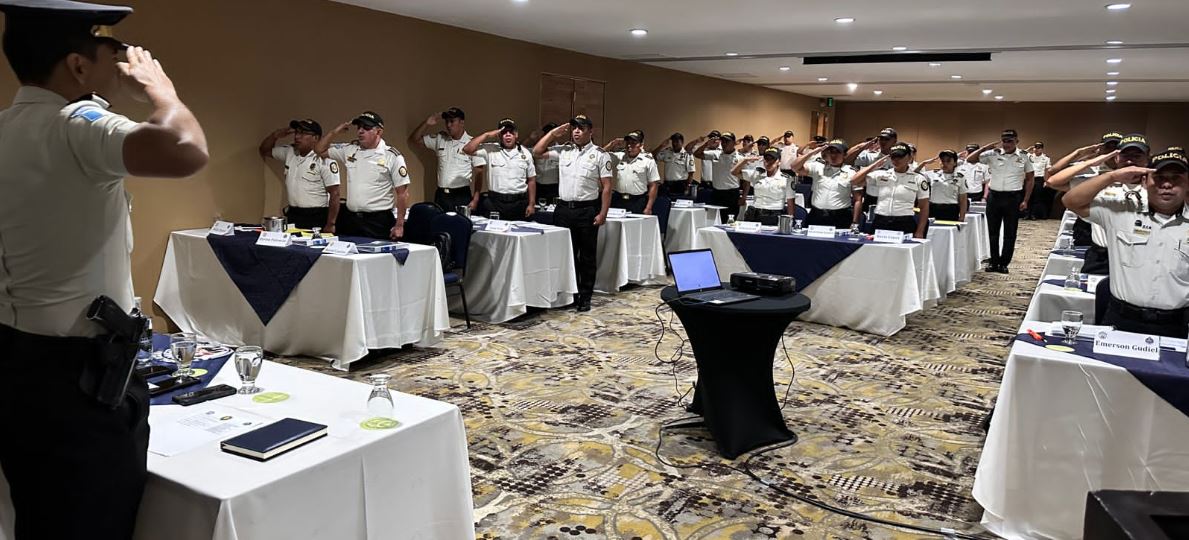 Publican el Reglamento del Régimen Educativo de la Policía Nacional Civil
