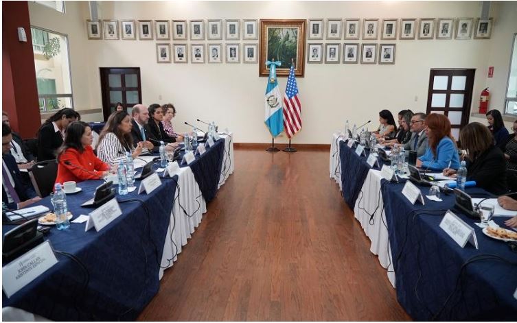 Subsecretaria de Estado de EE. UU. aborda temas de interés bilateral con Guatemala