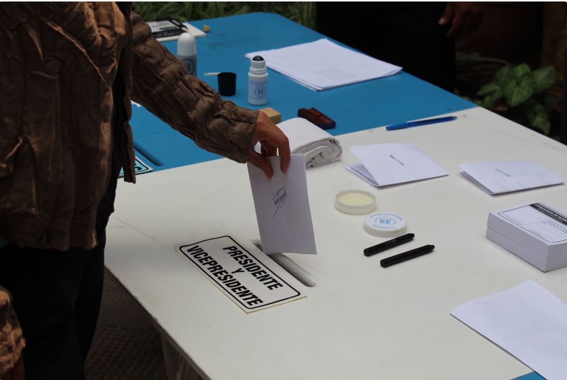 Mineduc entregó 2 mil 572 establecimientos educativos para la segunda vuelta electoral