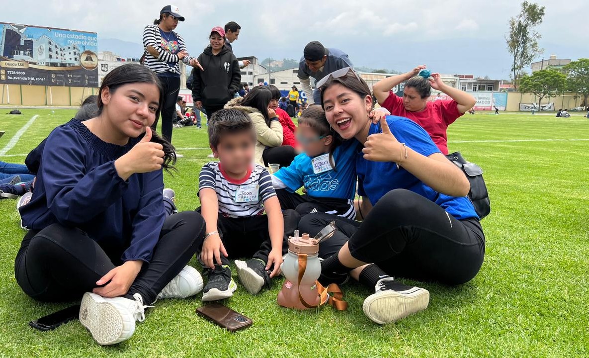 Alrededor de 300 niños participan en festival deportivo para una inclusión social