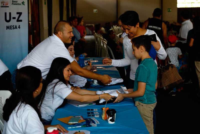 Más de 93 mil menores participarán en las elecciones infantiles en Guatemala