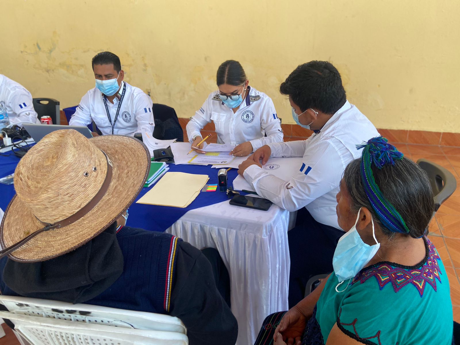 Dan seguimiento a plan de prestaciones del empleado municipal en Huehuetenango