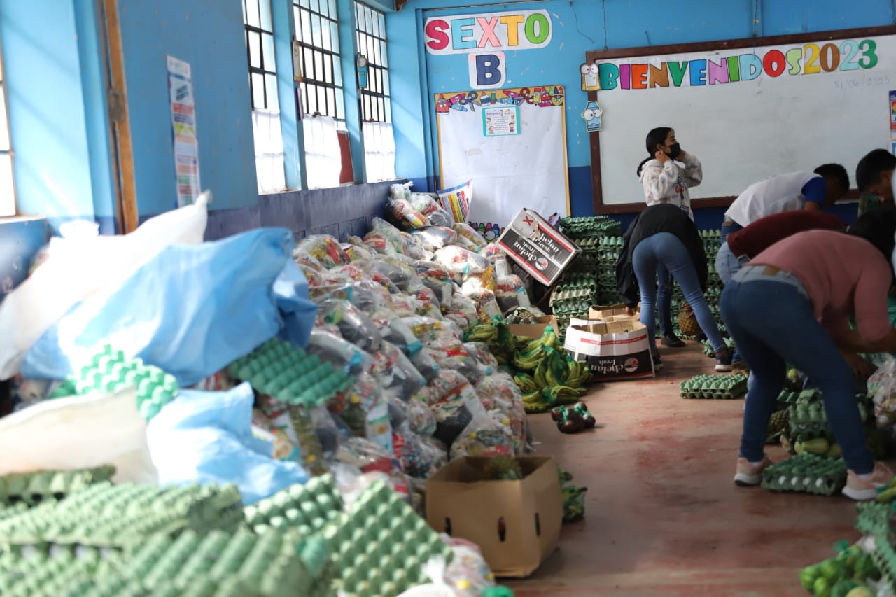 En Alta Verapaz efectúan cuarta entrega de alimentación escolar