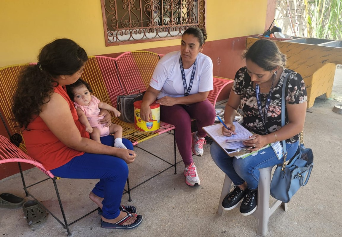 Visitas domiciliarias en Poptún por la salud y nutrición de la niñez