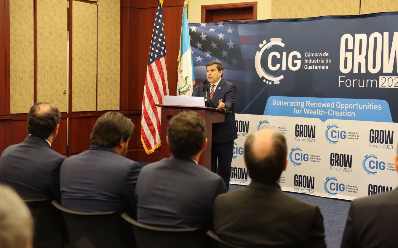 Congresista estadounidense insta a acelerar la prosperidad económica de Guatemala