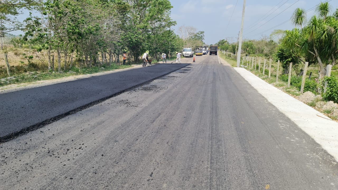 Los trabajos en carreteras mejoran la transitabilidad de los guatemaltecos.