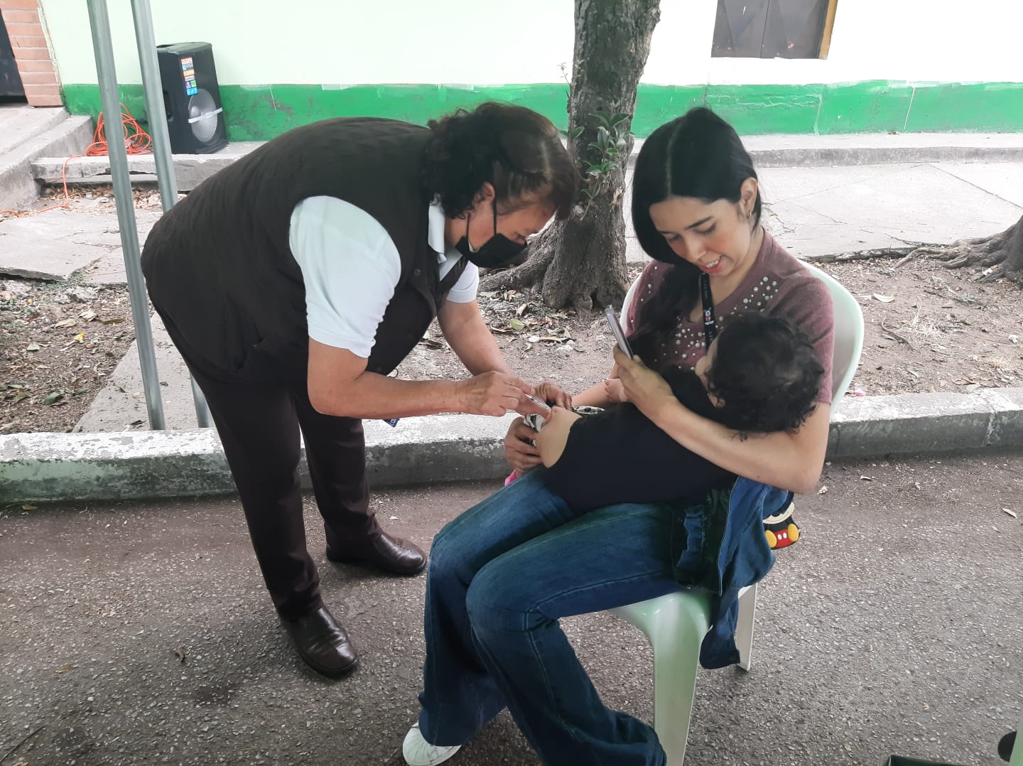 Jornada integral de salud ofrece diversos servicios a la población capitalina