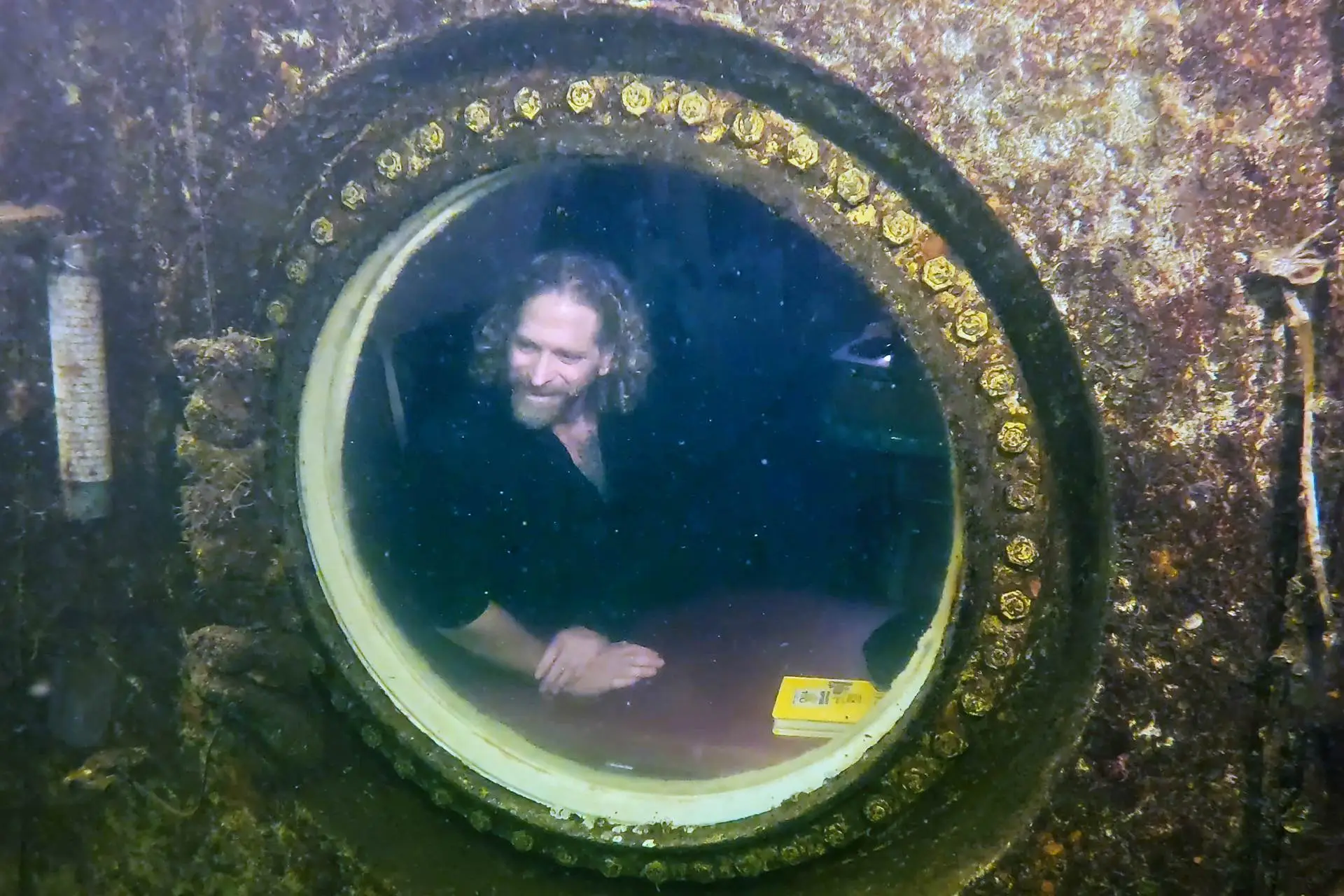 El profesor Joseph Dituri será sometido a diversas pruebas tras vivir 100 días en el refugio submarino.