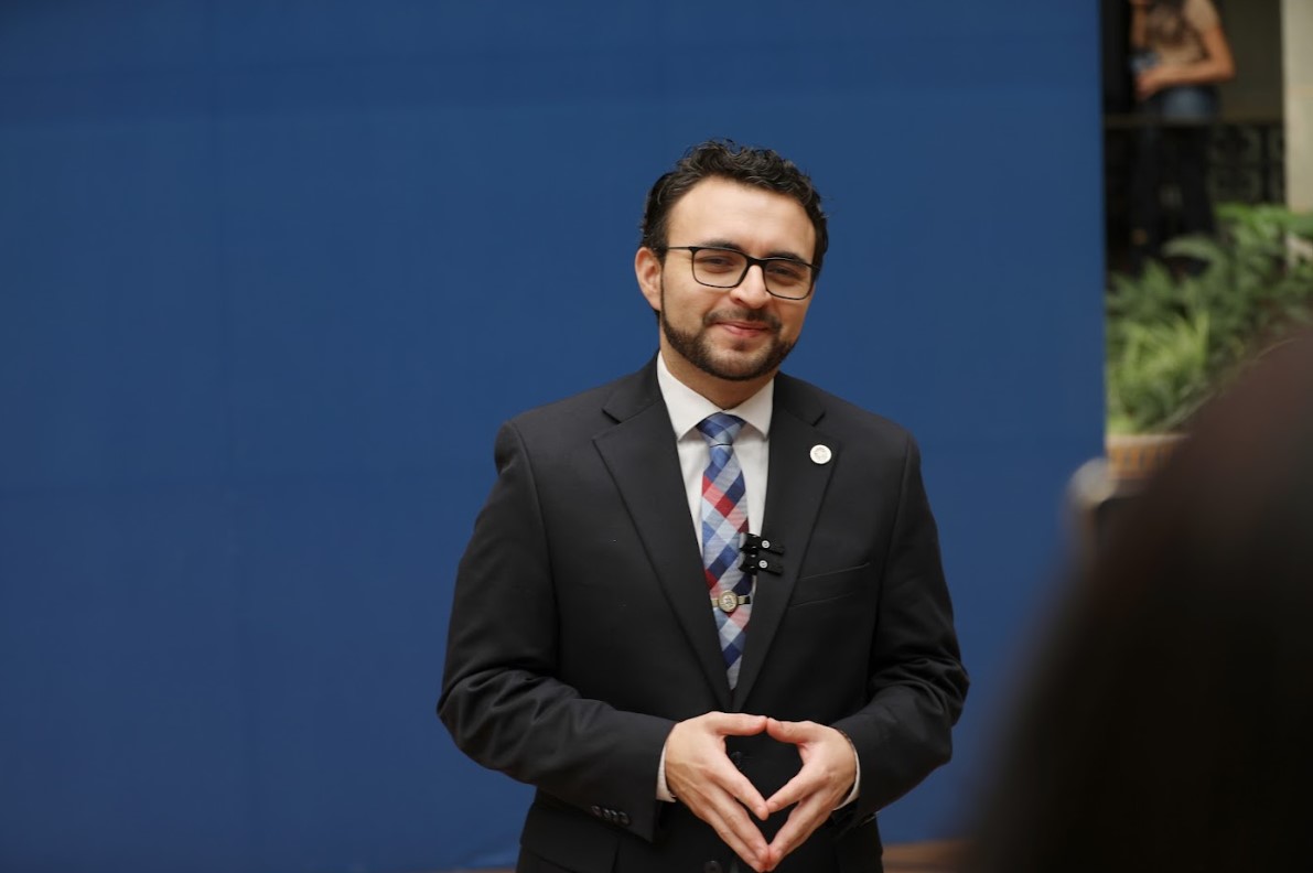 El descanso fue aprobado para el sector público.
