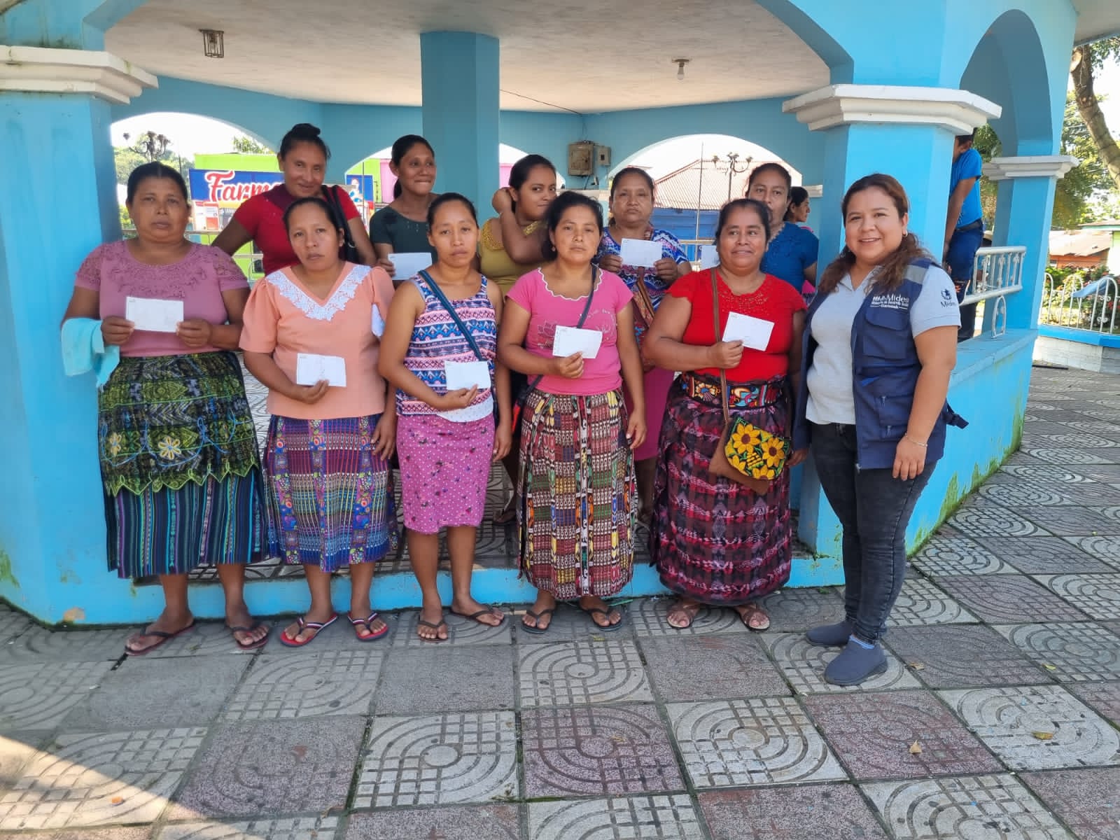 Más de 800 familias beneficiadas con transferencias monetarias en Escuintla