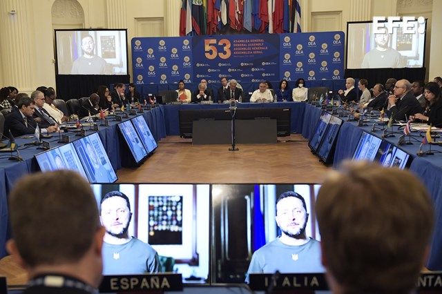 Ucrania invita a integrantes de la OEA a una cumbre por la paz