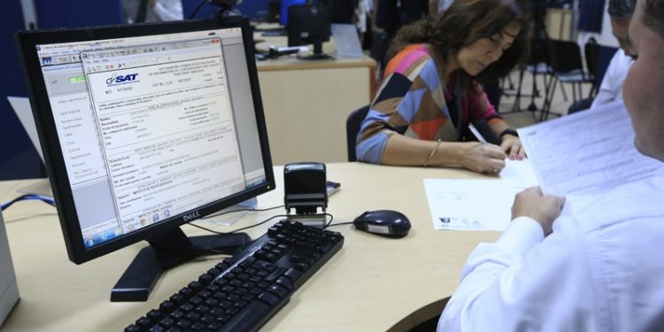 Más de 600 mil contribuyentes ya utilizan factura electrónica