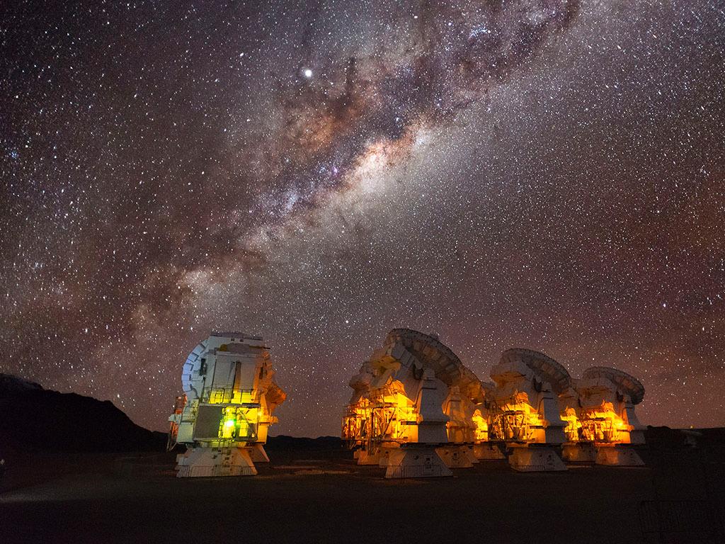 Chile, con uno de los mejores cielos del mundo, acogerá cumbre mundial sobre astroturismo