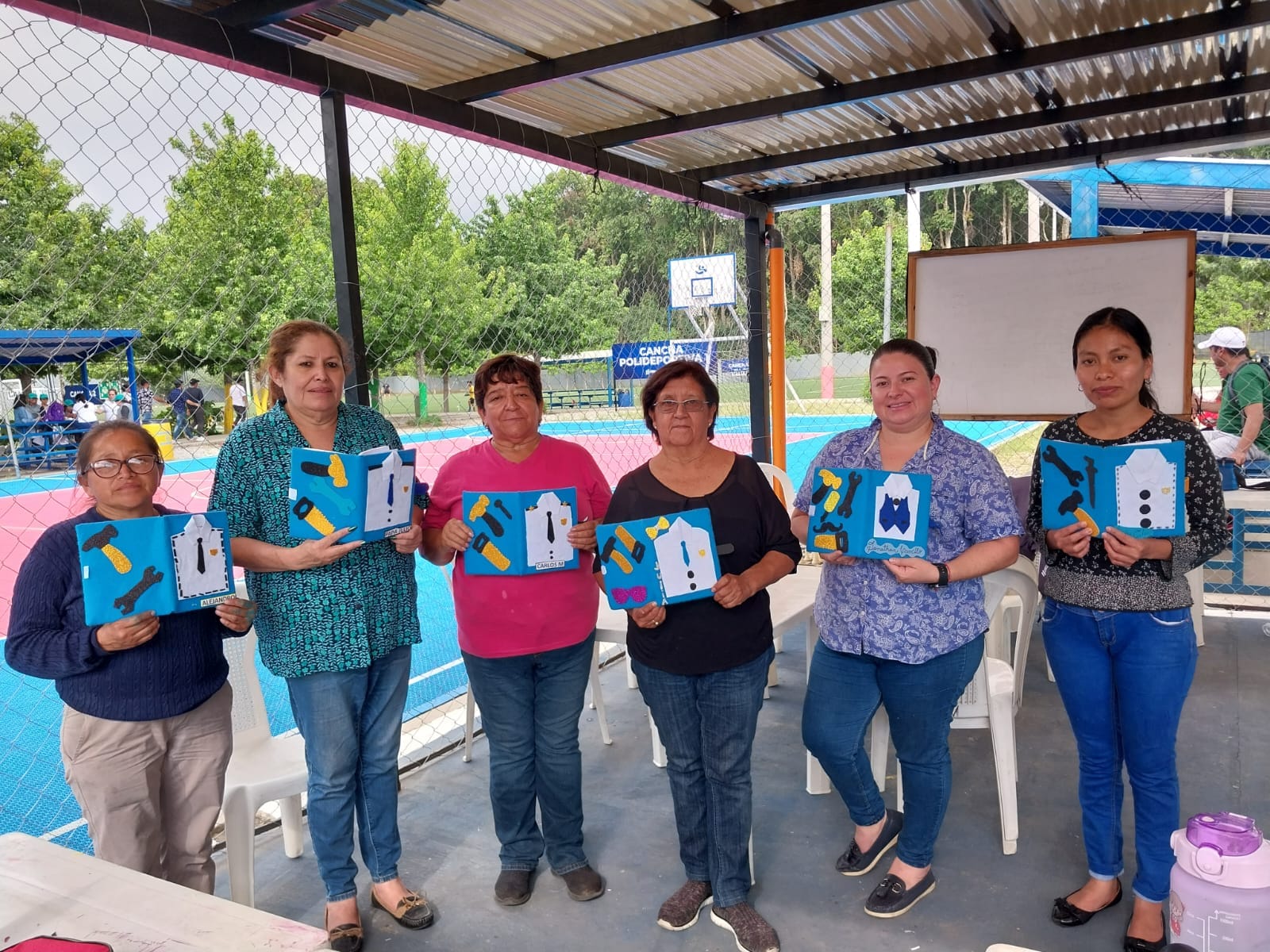 El MCD te invita a la academia de manualidades en Campos del Roosevelt