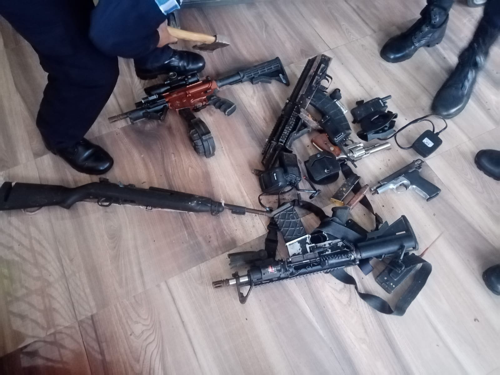 Allanamientos de la PNC incautaron 17 armas en las ultimas 24 horas