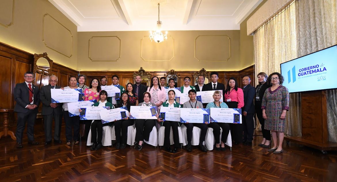 Becas en inglés