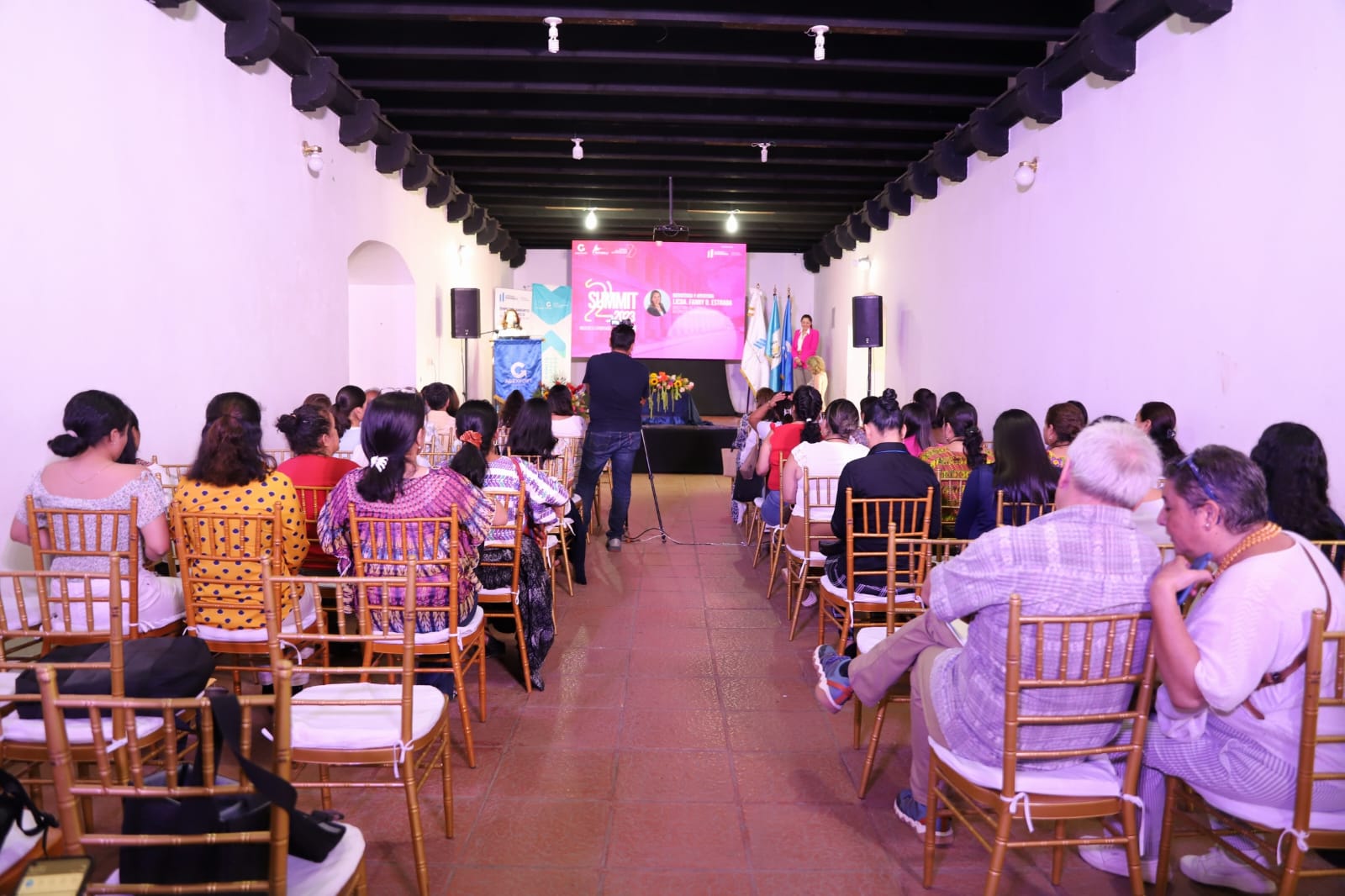 Summit 2023 fortalece papel de las mujeres en el entorno empresarial