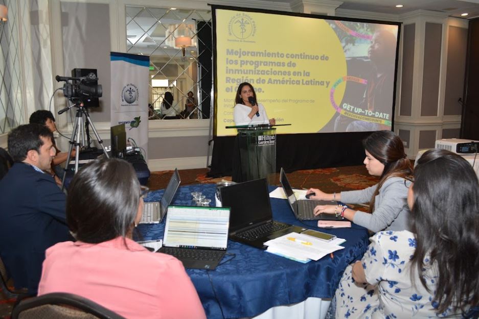 Evalúan y monitorean el Programa Ampliado de Inmunizaciones