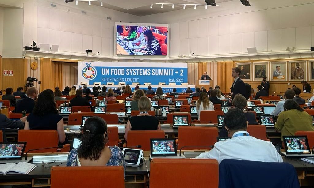 Sesan expone Política de Seguridad Alimentaria de Guatemala en Italia