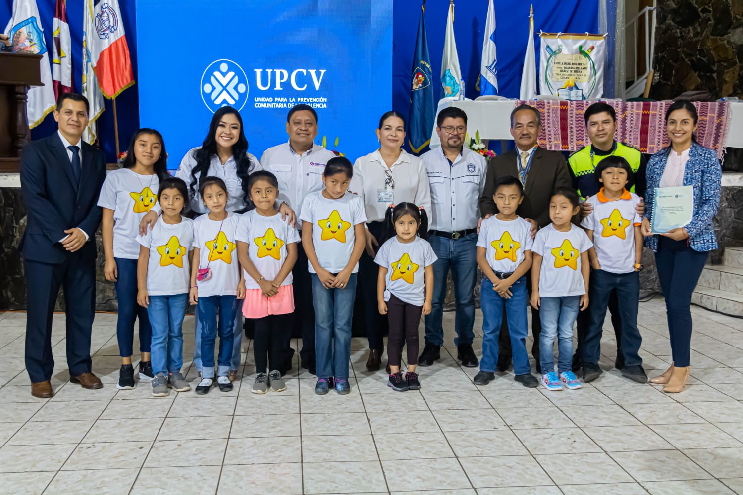 Entregan planes de prevención de la violencia escolar en Alta Verapaz