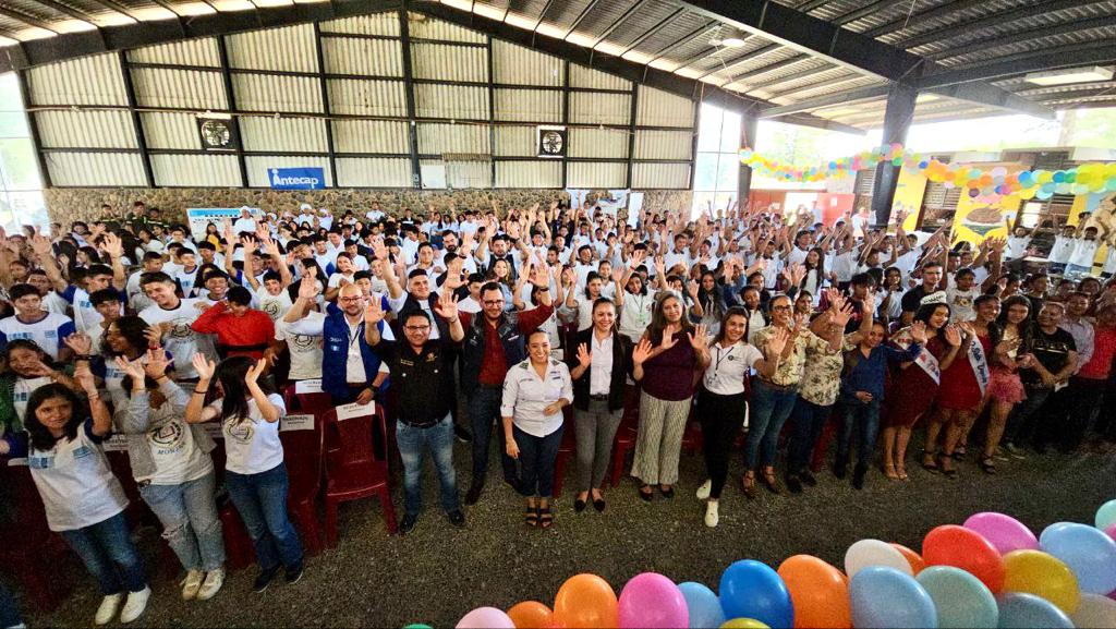 Continúan actividades en el marco del Día Internacional de la Juventud